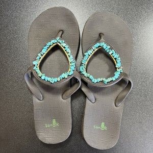 Sanuk Sandles / Size 7-8